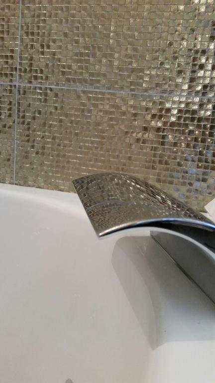אדלבודן Hotel Crystal מראה חיצוני תמונה
