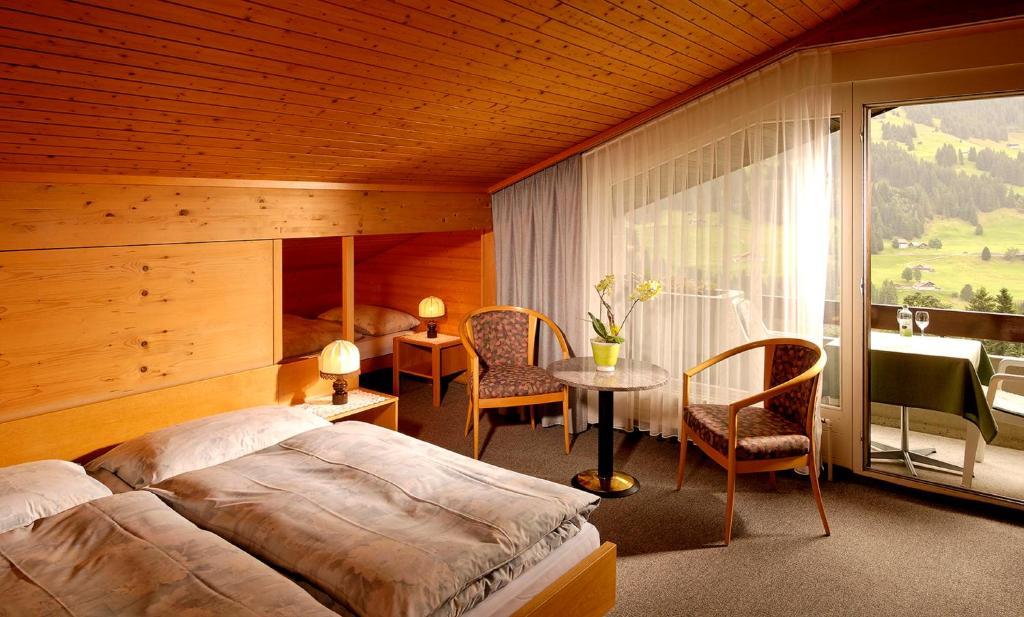 אדלבודן Hotel Crystal חדר תמונה